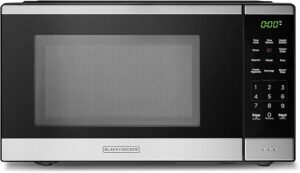 9. BLACK+DECKER Countertop Microwave