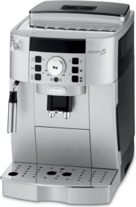 9. De'Longhi ECAM22110SB Magnifica XS Espresso Machine